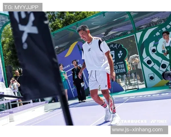 篮球球星跨界挑战足球运动的精彩瞬间与背后故事揭秘